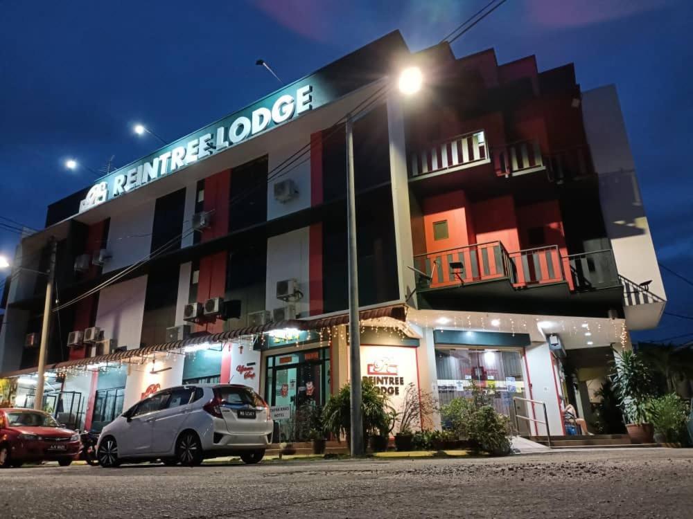 Reintree Lodge Hotel Ipoh Exterior photo